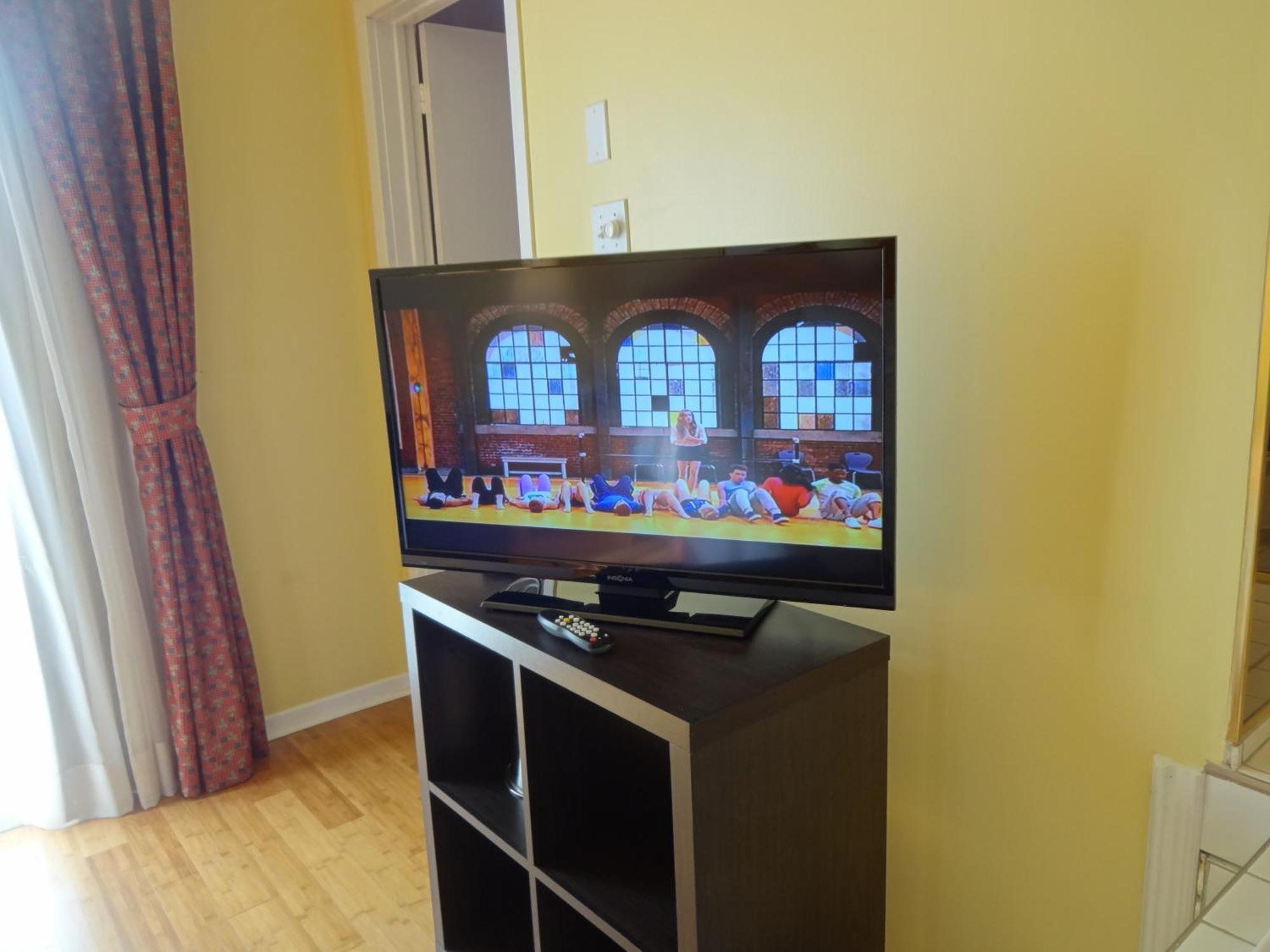 Hotel Alila Saint-Sauveur-des-Monts Екстериор снимка