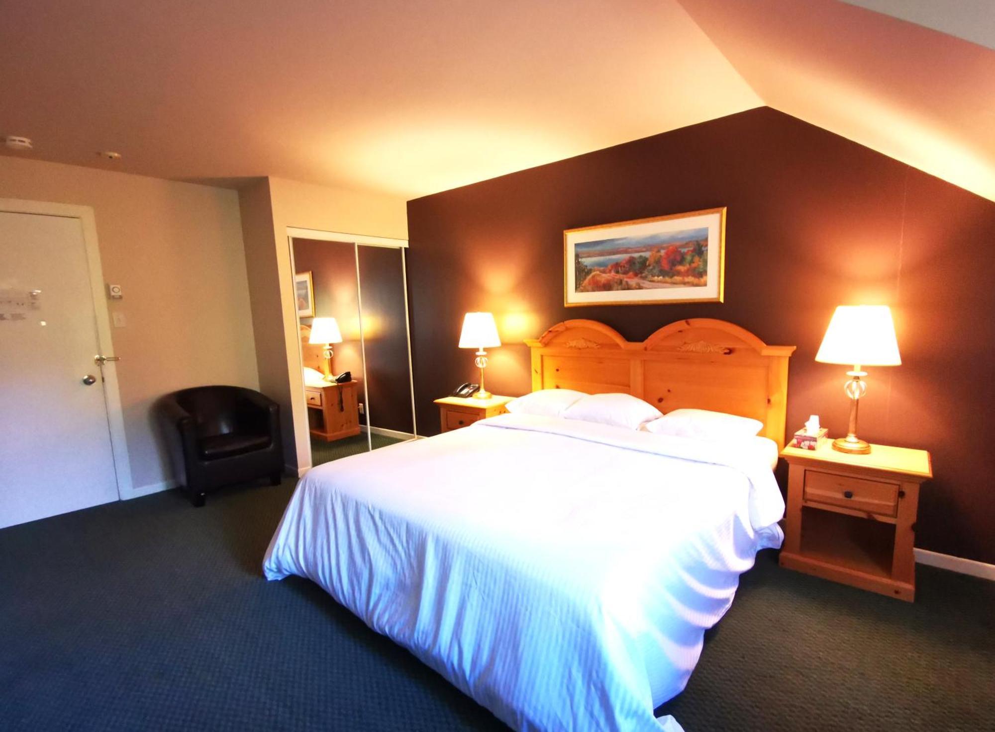 Hotel Alila Saint-Sauveur-des-Monts Екстериор снимка